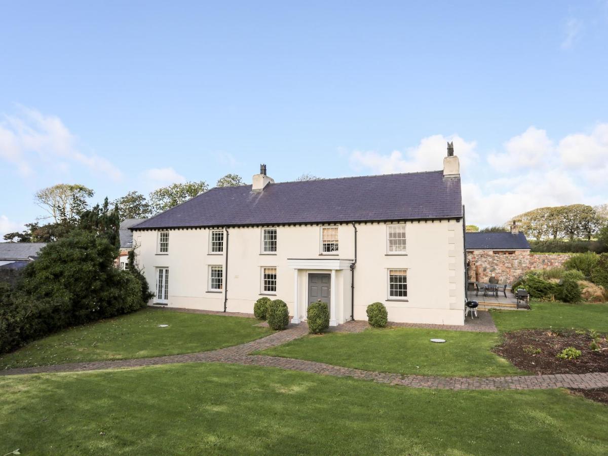 Villa Clynnog House Dwyran Exterior foto