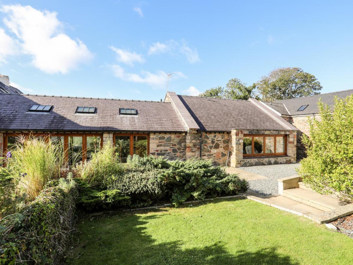 Villa Clynnog House Dwyran Exterior foto